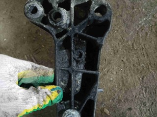 Кронштейн двигателя, ориг. номер 7H0199207C, Volkswagen Transporter T5 2002-2009