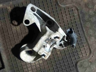 Кронштейн стабилизатора, ориг. номер 8E0199352F, Audi A4 B6 2000-2006