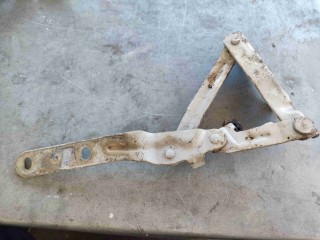 Петля капота, Volkswagen Transporter T5 2002-2009