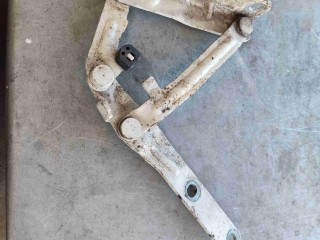 Петля капота, Volkswagen Transporter T5 2002-2009