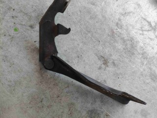 Петля капота, Nissan Almera Tino 2000-2003