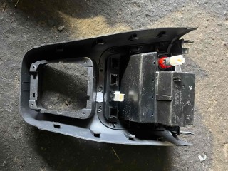 Консоль салона(кулисная часть), ориг. номер 5M1863487, Volkswagen Golf Plus 5 2005-2009