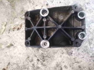 Кронштейн двигателя, ориг. номер 98FF19D624AD, Ford Transit 2