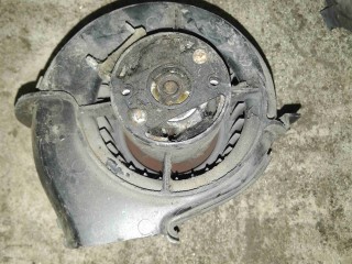 Двигатель отопителя (моторчик печки), ориг. номер 321819021A, Volkswagen Transporter T3