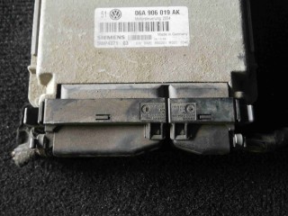 Блок управления двигателем (ЭБУ)), ориг. номер G40052, Volkswagen Golf 4 1997-2006