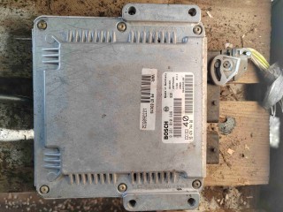Блок управления двигателем (ЭБУ)), ориг. номер 0281010886, Citroen C5 2000-2004