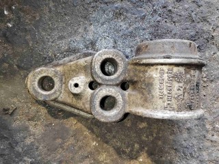 Кронштейн крепления балки подвески, ориг. номер 4B0501521E, Audi A6 C5 1997-2001
