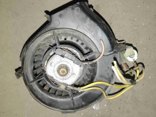 Двигатель отопителя (моторчик печки), ориг. номер 321819021A, Audi 80 B2