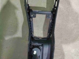 Консоль салона(кулисная часть), ориг. номер 3U1863241A, Skoda Superb 2001-2006