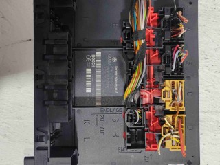 Блок бортовой сети(блок управления BCM), ориг. номер 3C0937049AJ, Volkswagen Passat B6 2005-2010