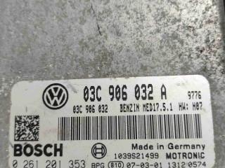 Блок управления двигателем (ЭБУ)), ориг. номер 03C906032A, Volkswagen Golf 4 1997-2006