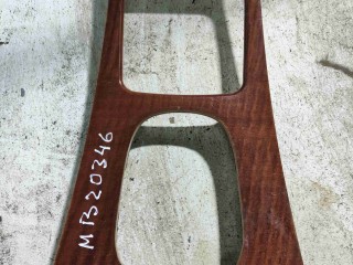 Консоль салона(кулисная часть), ориг. номер A2036802339, Mercedes C W203 2000-2004