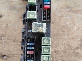 Блок предохранителей (блок реле), ориг. номер 71543078, Nissan PrImera P10