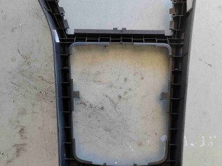 Консоль салона(кулисная часть), ориг. номер 13116951, Opel astra H 2004-2007