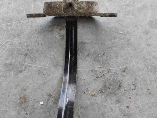 Ограничитель хода двери Mercedes Vito 639, A6397600628
