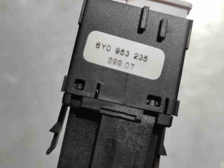 Кнопка аварийной сигнализации (аварийки), ориг. номер 6Y0953235, Volkswagen Transporter T5