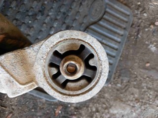 Кронштейн крепления балки подвески, ориг. номер 8E0501521H, Volkswagen Passat B5 1996-2001