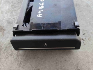 Подстаканник, ориг. номер 8E1862534, Audi A4 B6 2000-2006