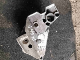 Кронштейн двигателя, ориг. номер 038199207J, Volkswagen Golf 4 1997-2006