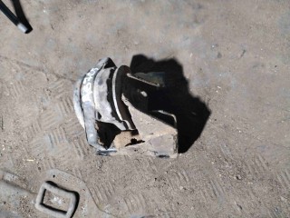 Подушка крепления КПП, Volkswagen Transporter T4 1990-2003