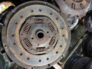 Сцепление (комплект), ориг. номер 046141031M, Audi A6 C4 1994-1997