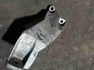 Кронштейн двигателя, ориг. номер 8D0199307L, Volkswagen Passat B5 1996-2001