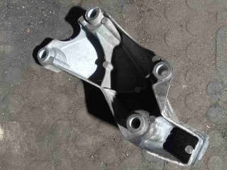 Кронштейн двигателя, ориг. номер 8E0199307A, Audi A4 B6 2000-2006