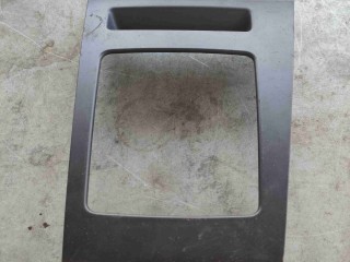 Рамка (накладка) рычага КПП Opel Zafira B 2005-2008, левый руль, 13162584