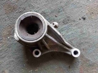 Подушка крепления двигателя Opel Corsa C 2000-2003, 24416545