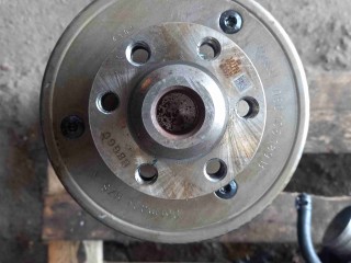 Коленвал Audi A4 B6 2000-2006, 2.0 л, бензин, 050105189B
