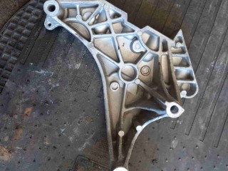 Кронштейн двигателя Volkswagen Passat B7 2011-2015, 1.6 л, дизель, 03L199207
