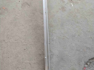 направляющая сдвижной двери Volkswagen Transporter T4 1990-2003, 701843872
