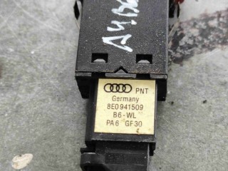 Кнопка аварийной сигнализации (аварийки) Audi A4 B6 2000-2006, 8E0941509