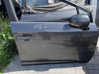 замок двери передней правой, Toyota Avensis 3 поколение T270 2008-2011