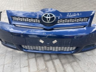 бампер передний, Toyota Corolla Verso 2 поколение AR10 2001-2004