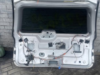 крышка багажника, Chrysler Grand Voyager 4 поколение 2000-2004