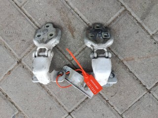 петля двери передней правой, Renault Master 2 поколение 1998-2003