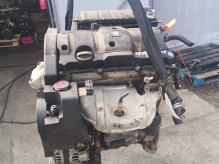 двигатель в сборе Peugeot 206 1 поколение 1998-2003, 1.6 л, NFU