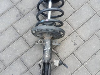 стойка амортизатора передняя правая, Renault Megane 3 поколение 2008-2014