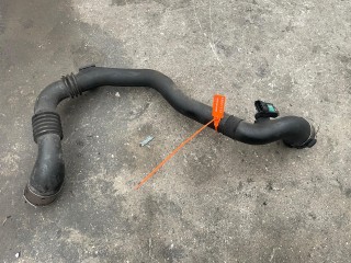 патрубок интеркулера Renault Clio 3 поколение 2005-2009, 1.5 л, 8200748681