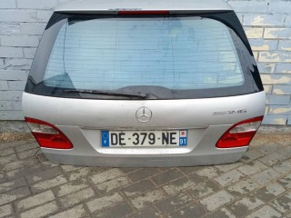 крышка багажника Mercedes-Benz E W211
