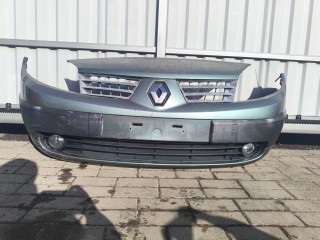 бампер передний Renault Scenic 2 поколение 2003-2006