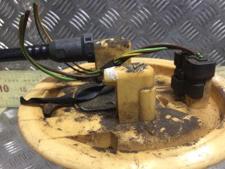Колба в бак, Citroen C5 2004-2008