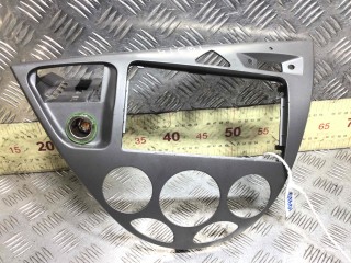 Рамка под магнитолу Ford Focus 1998-2001