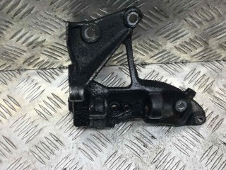 Кронштейн, Mazda 3 1999-2005
