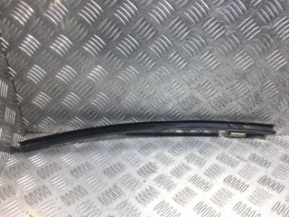 Направляющая стекла, ориг. номер A2037300919, Mercedes C-klasse 2004-2008