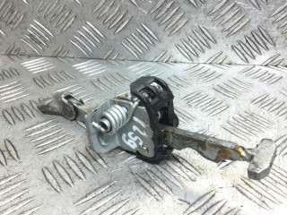 Ограничитель открывания двери передней Opel Signum 2003-2005