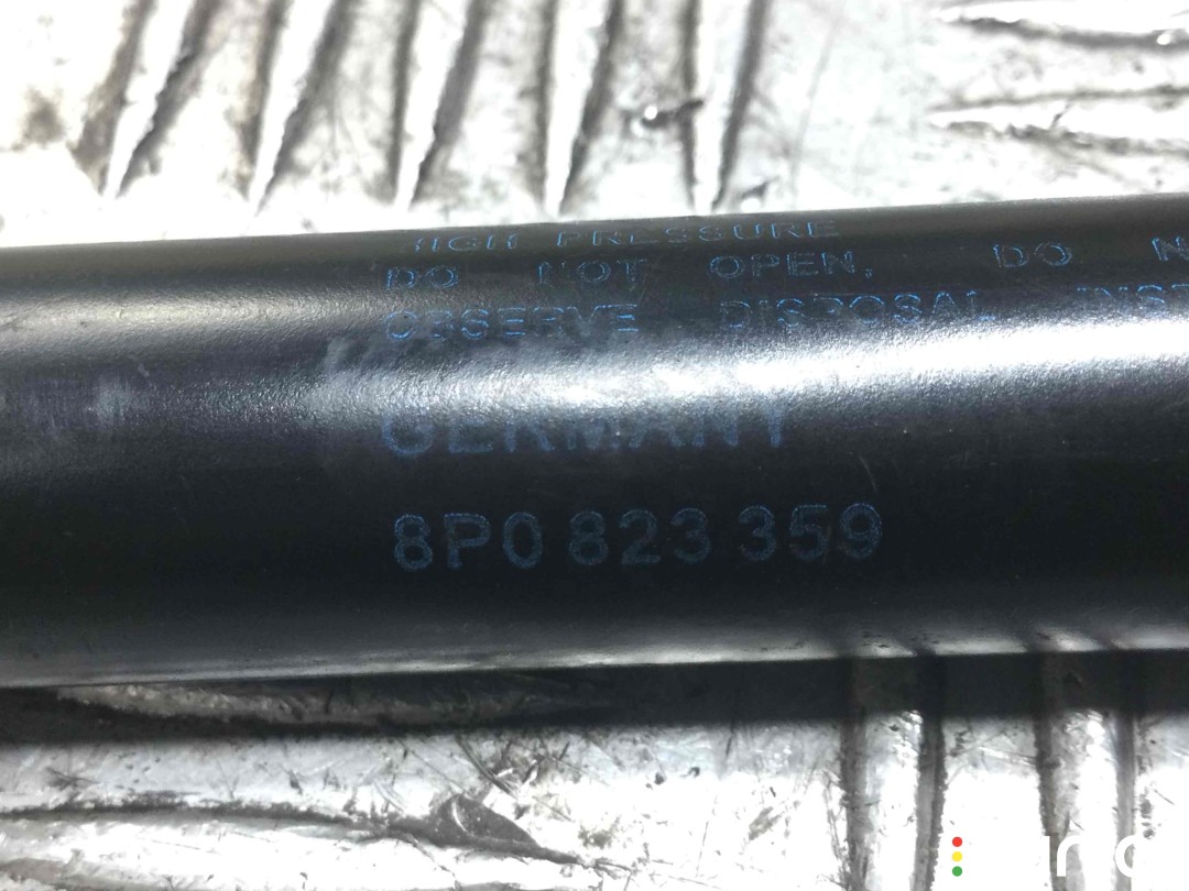 Амортизатор капота, 8P0823359, Audi A3 8P [2-й рестайлинг], фото 2