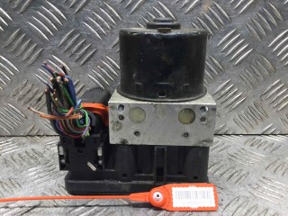 Блок ABS Nissan Almera Tino 2000-2003