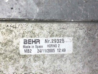 Радиатор масляный, ориг. номер 8200115540, Renault Scenic 2003-2006